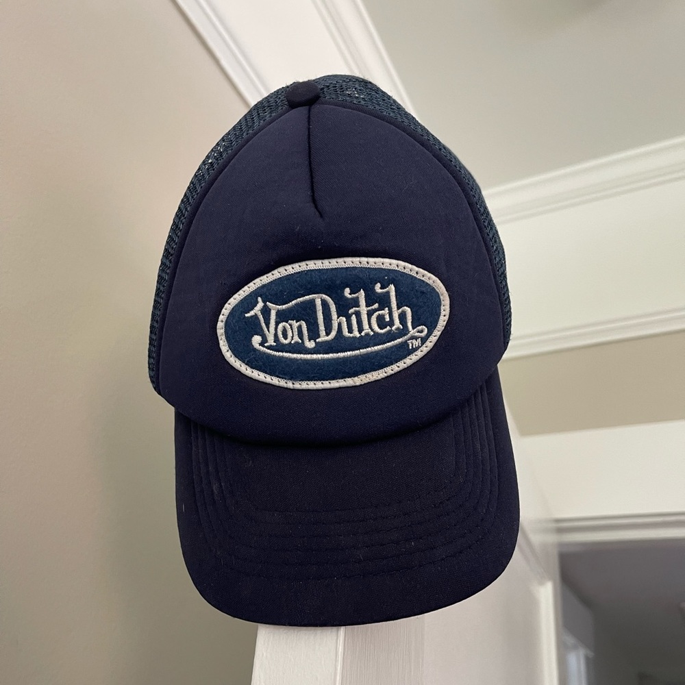 Von Dutch hat
